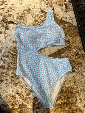 Pink Lily Light Blue Floral Asymmetrical Cutout One-Piece Swimsuit